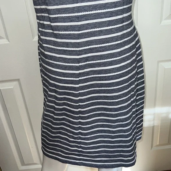 Sail to Sable dress size large - Picture 6 of 8
